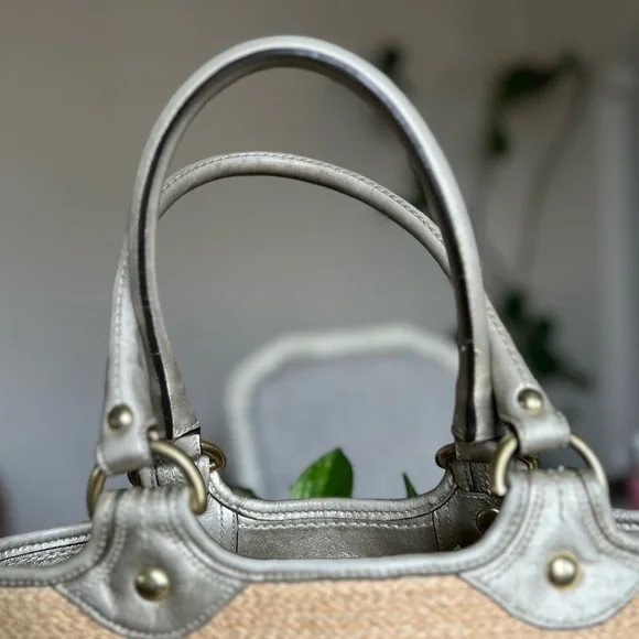 Coach Bleeker Natural Straw Metallic Bronze Floral Embroidered Logo Tote! - Picture 10 of 10